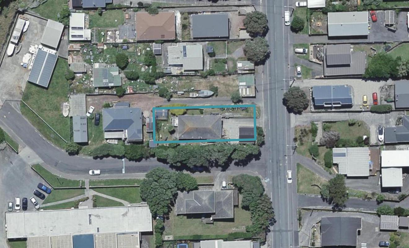 57 Happy Valley Road, Owhiro Bay, Wellington - Carousel 1