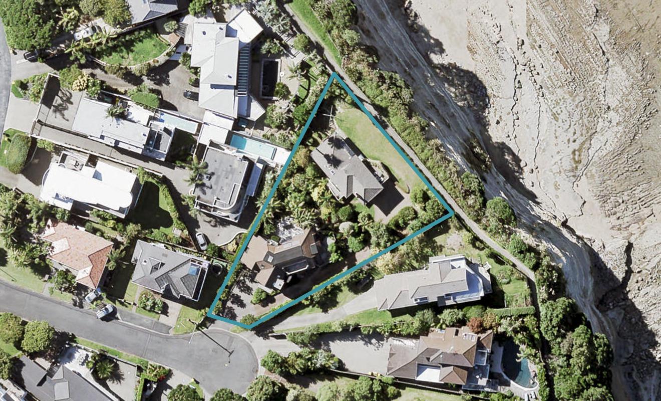 1/2 Portal Place, Murrays Bay, Auckland - Carousel 1