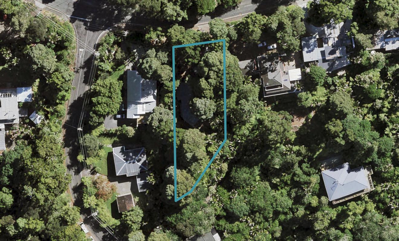 86 Park Road, Titirangi, Auckland - Carousel 1