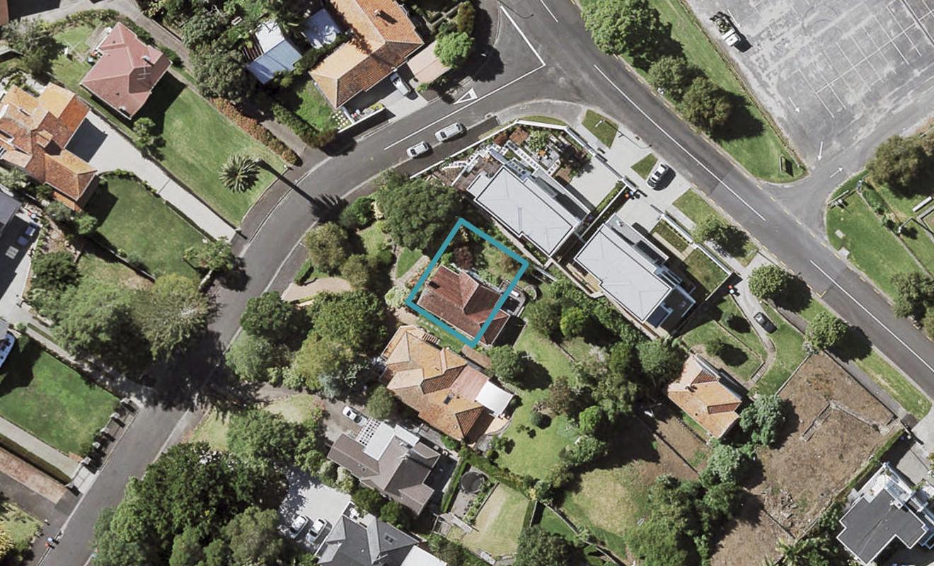 29B Apihai Street, Orakei, Auckland - Carousel 1