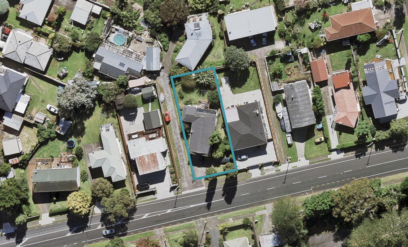 56 Church Road, Mangere Bridge, Auckland - Carousel 1