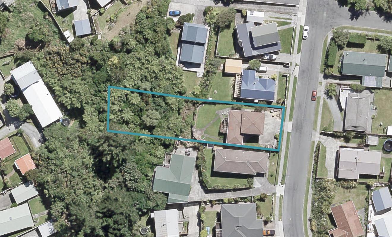 33 Outram Grove, Kelson, Lower Hutt - Carousel 1