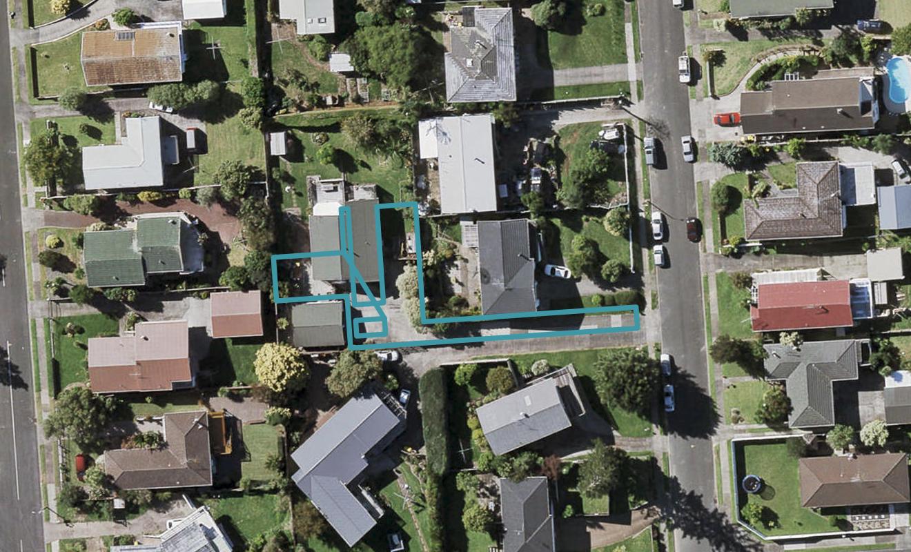 2/19 Alton Terrace, Pakuranga Heights, Auckland - Carousel 1