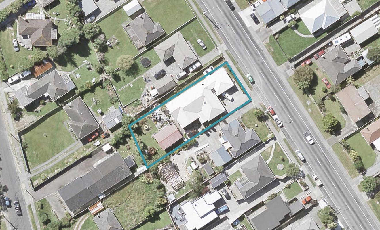 44 Main Road, Wainuiomata, Lower Hutt - Carousel 1