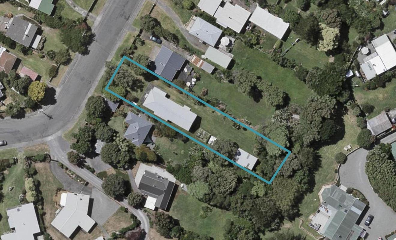 16 The Avenue, Otaki Beach, Otaki - Carousel 1
