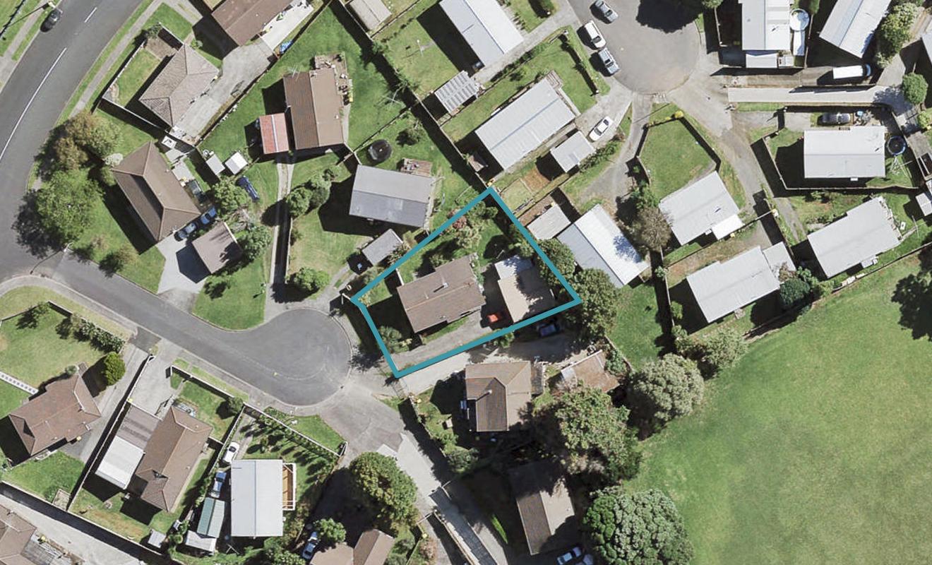 9 Ariki Place, Red Hill, Papakura - Carousel 1