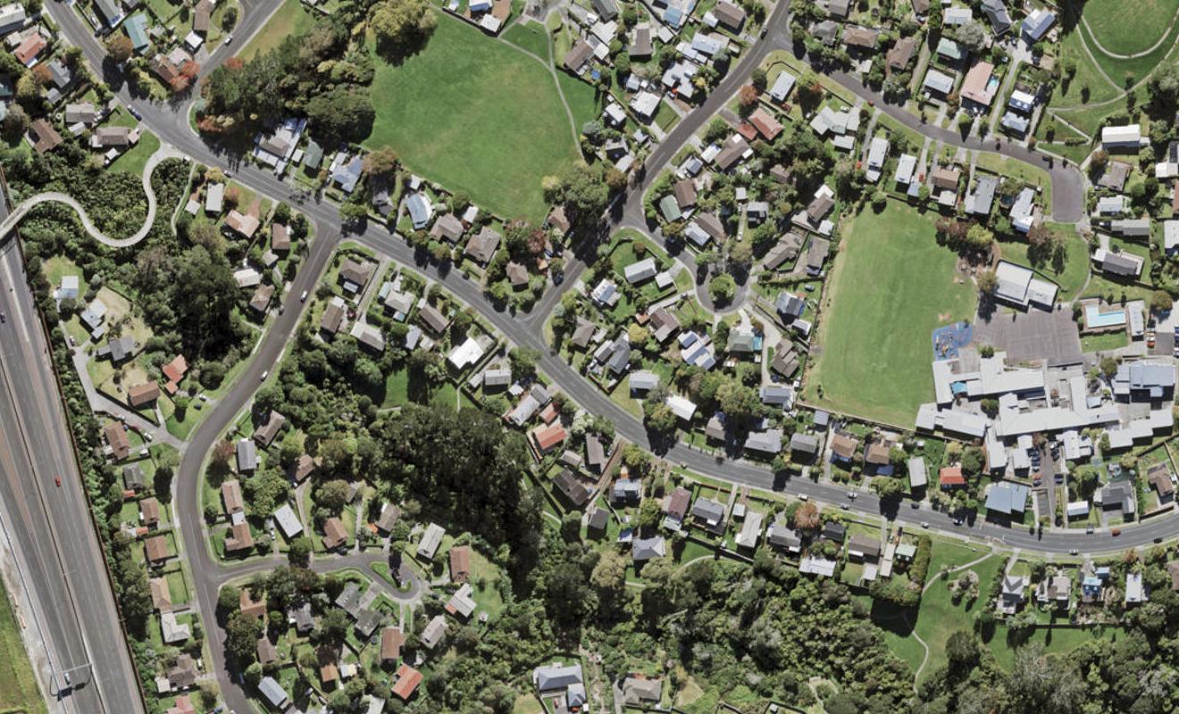 60C Fitzherbert Avenue, West Harbour, Auckland - Carousel 1