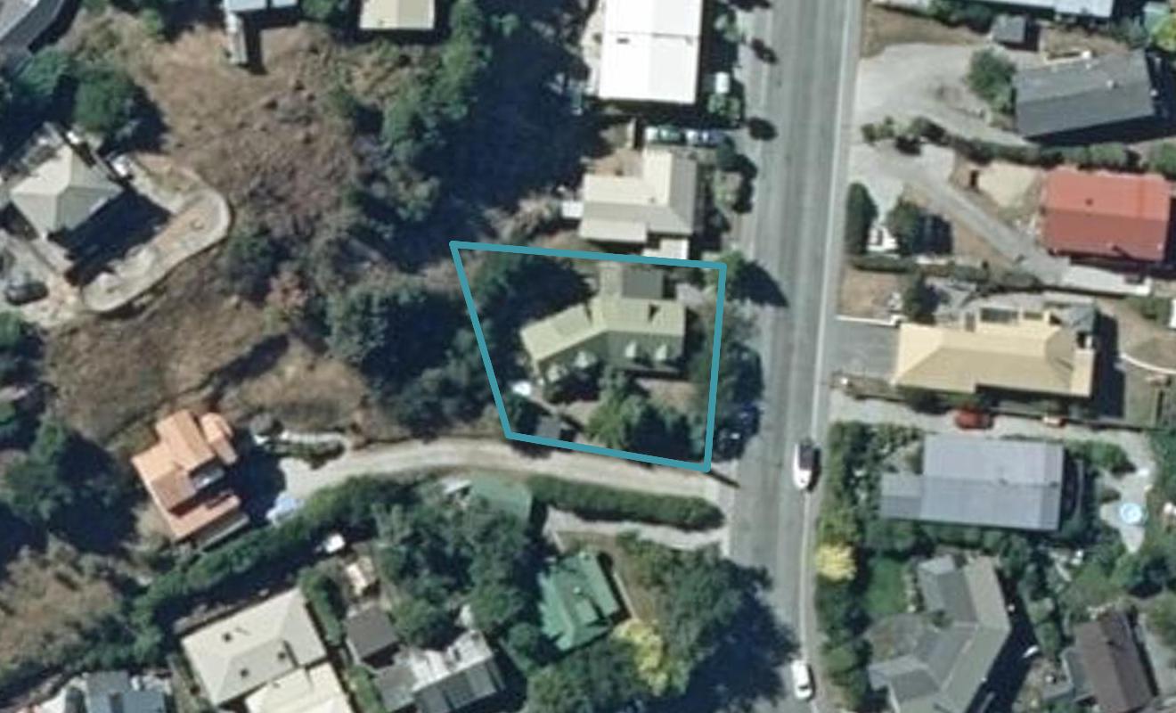 16A Greenstone Place, Fernhill, Queenstown - Carousel 1
