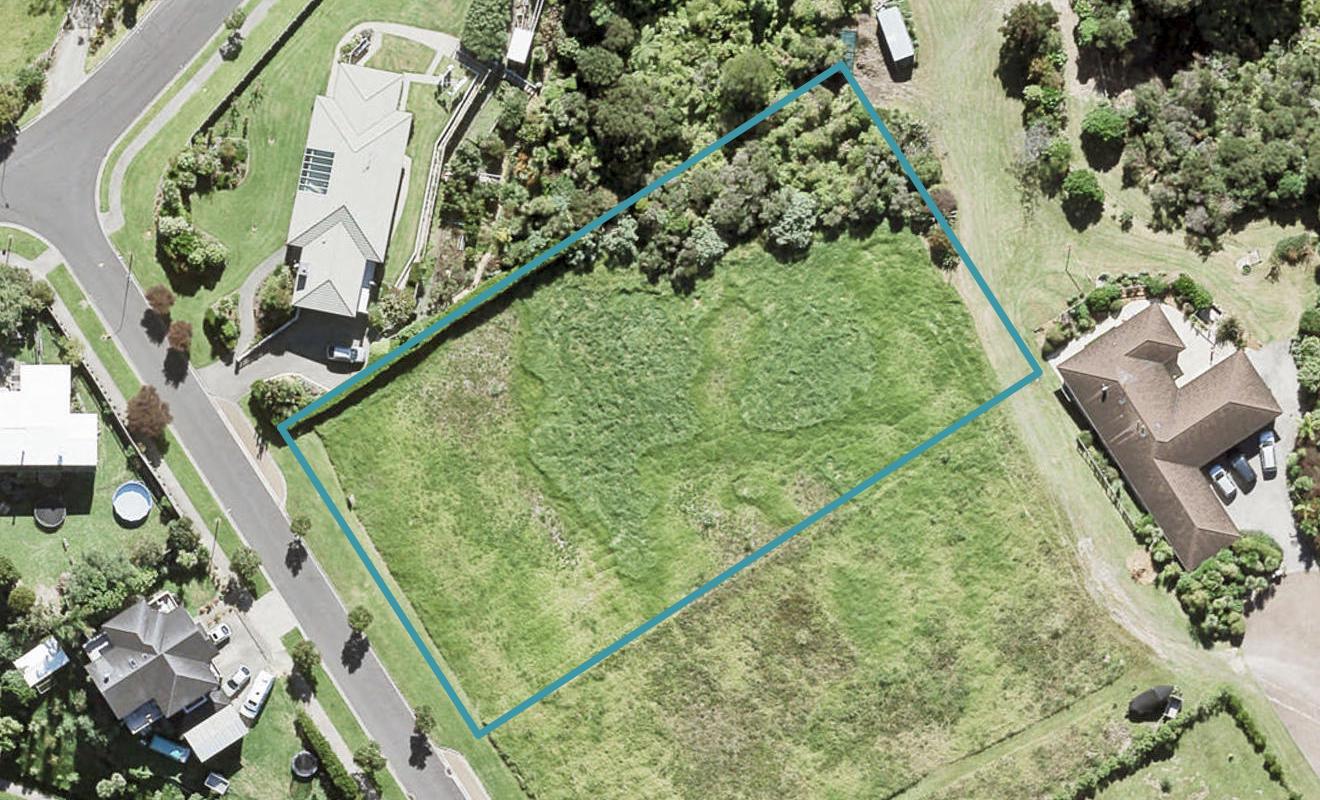 5 Balboa Drive, Matakatia, Whangaparāoa - Carousel 1