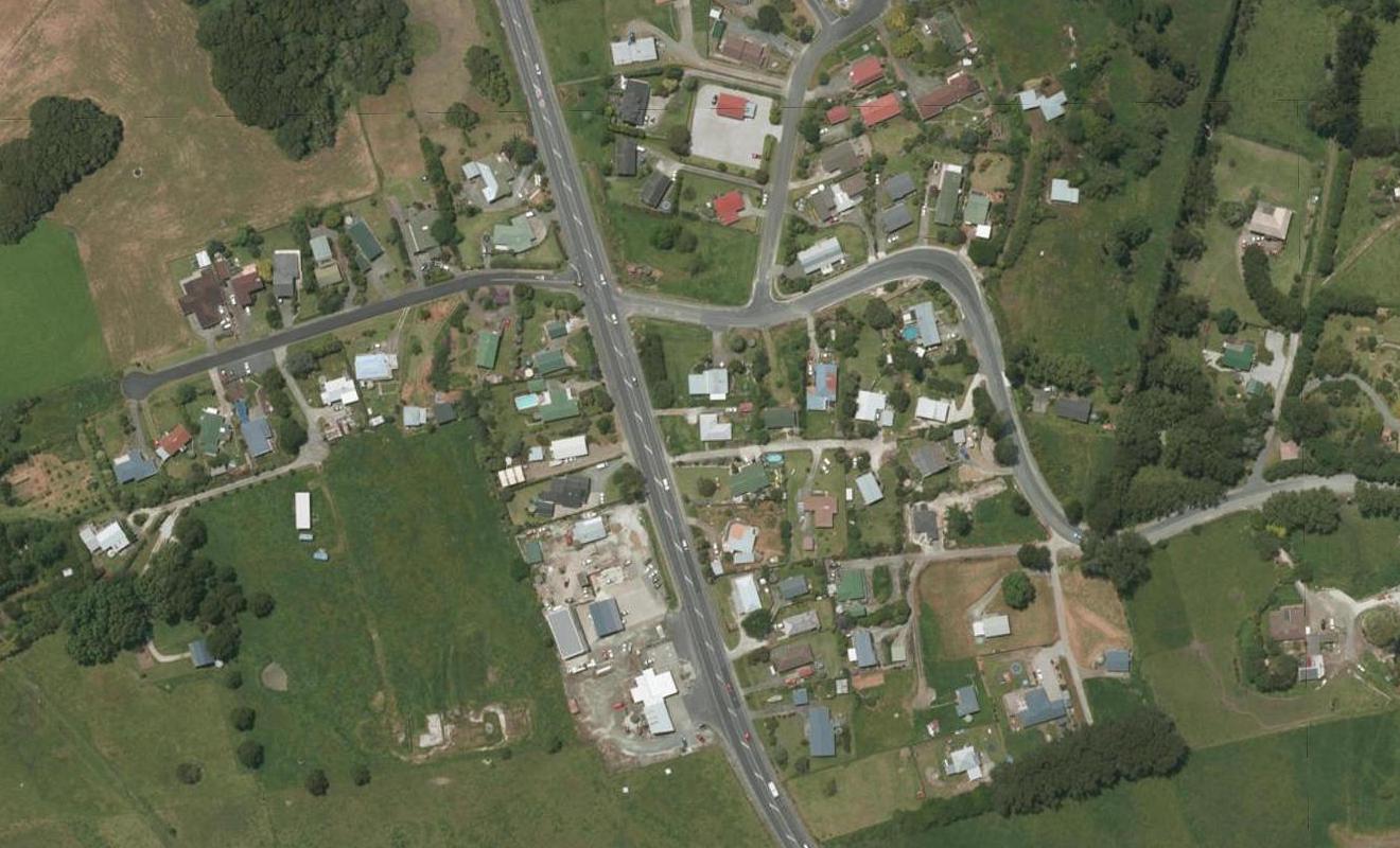 1846 State Highway 1, Kaiwaka - Carousel 1