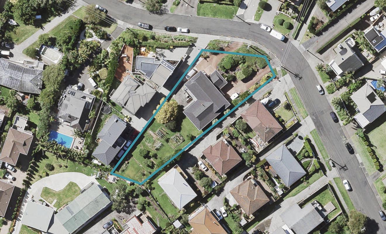 18 Prospect Terrace, Milford, Auckland - Carousel 1