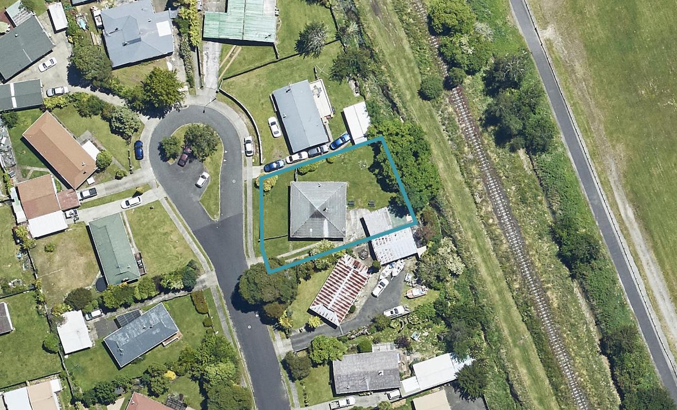 7 Luke Place, Fairy Springs, Rotorua - Carousel 1