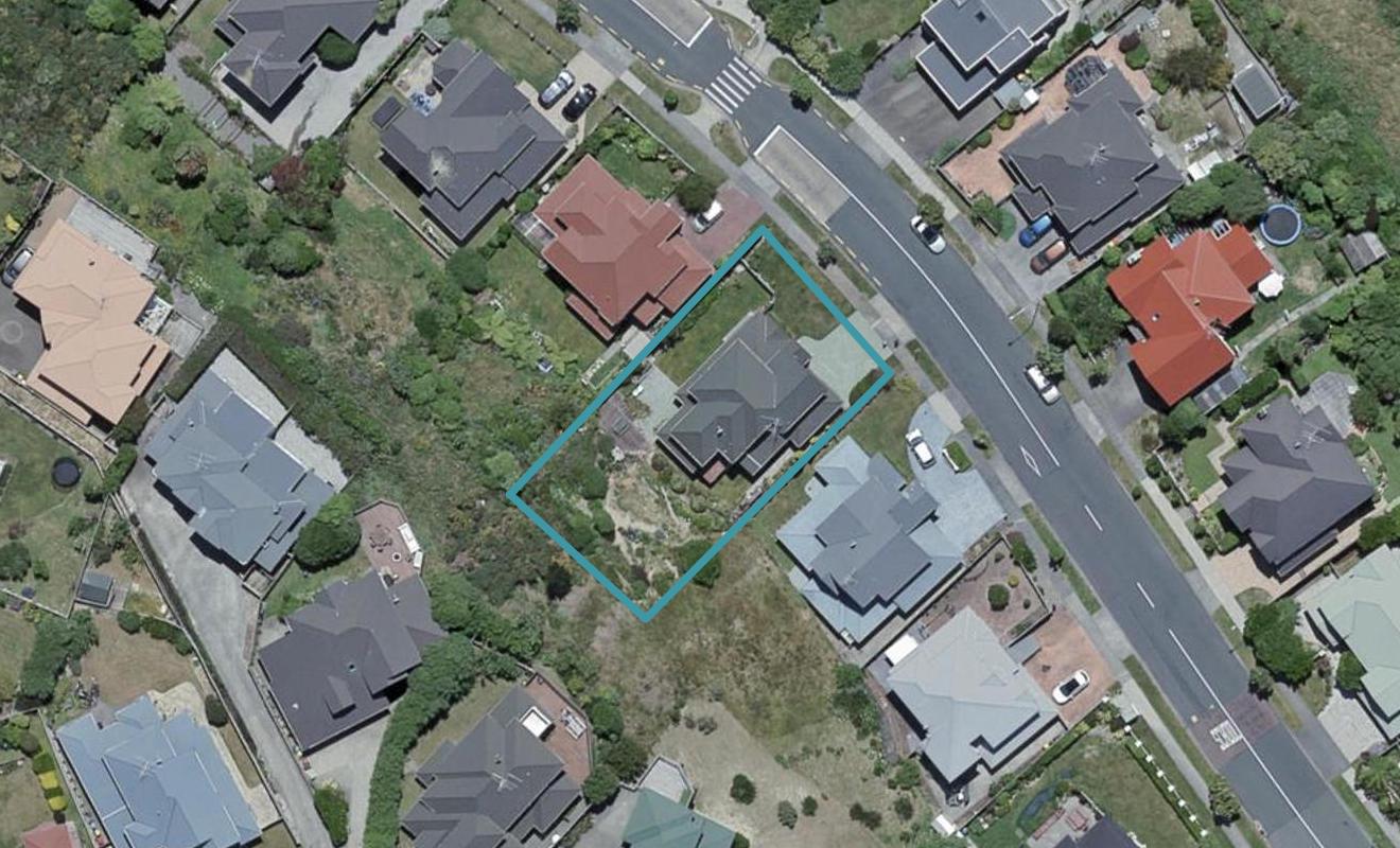 35 Amesbury Drive, Churton Park, Wellington - Carousel 1