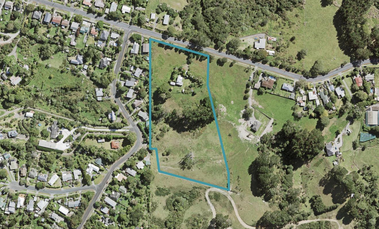 82 Mcentee Road, Waitakere, Auckland - Carousel 1