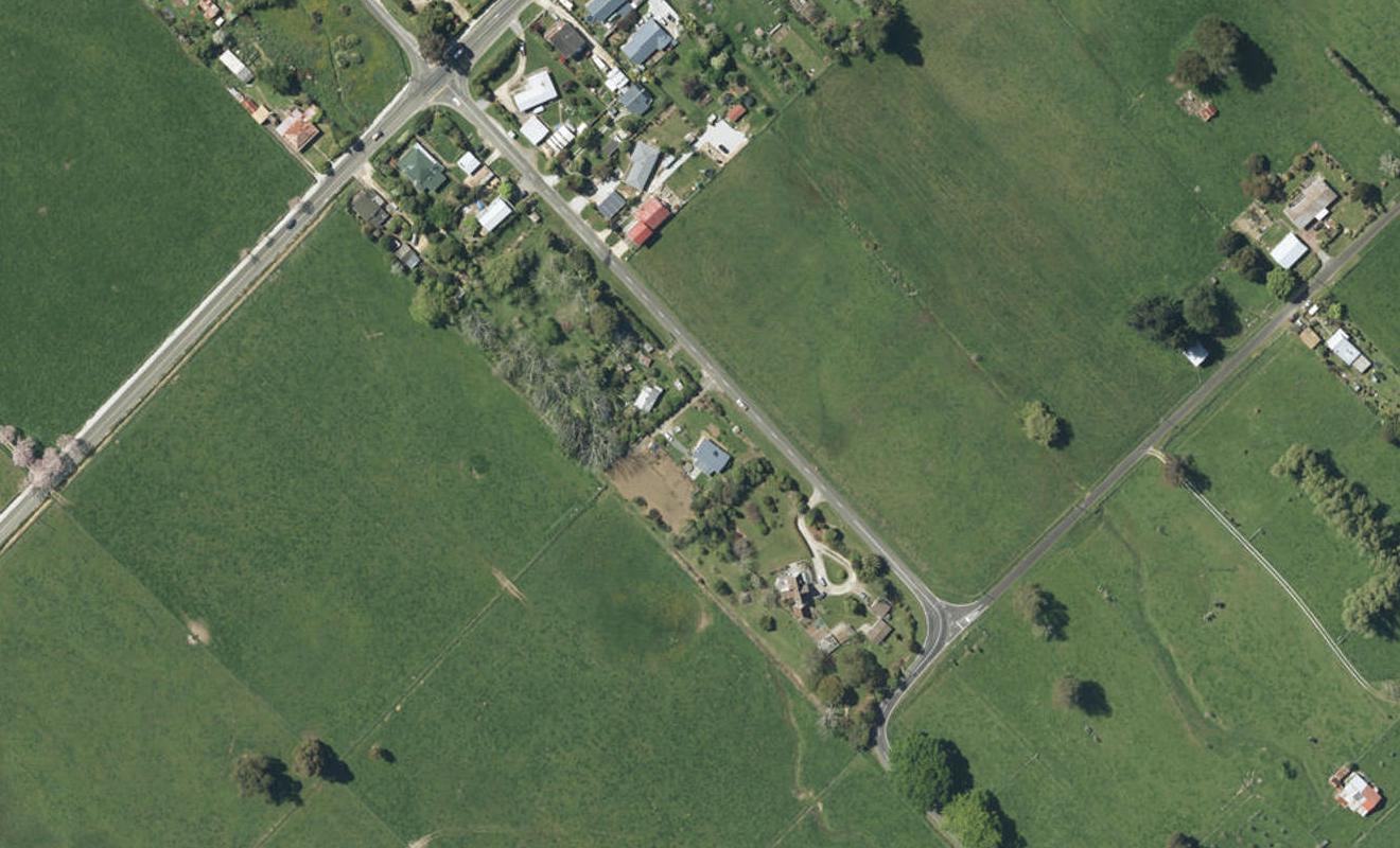 18 Clifton Road, Clifton, Takaka - Carousel 1