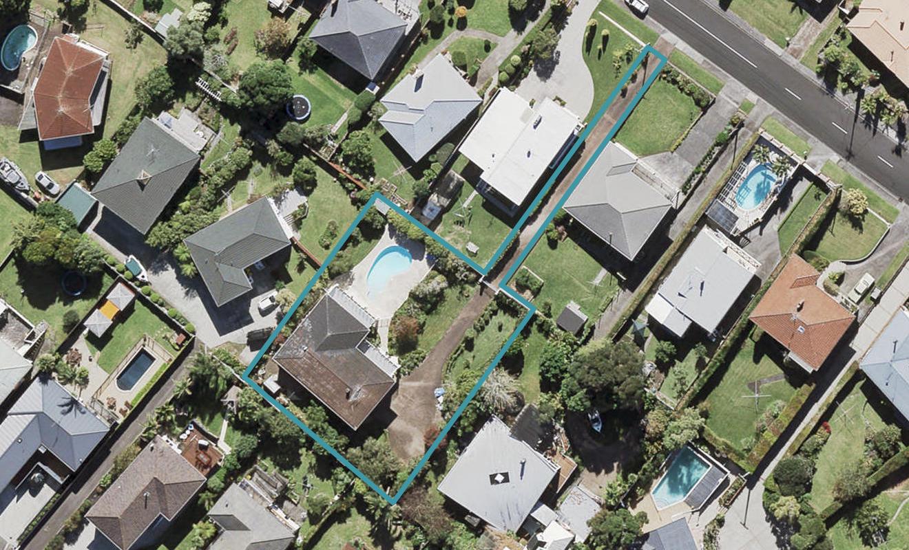 68 Jaemont Avenue, Te Atatū South, Auckland - Carousel 1