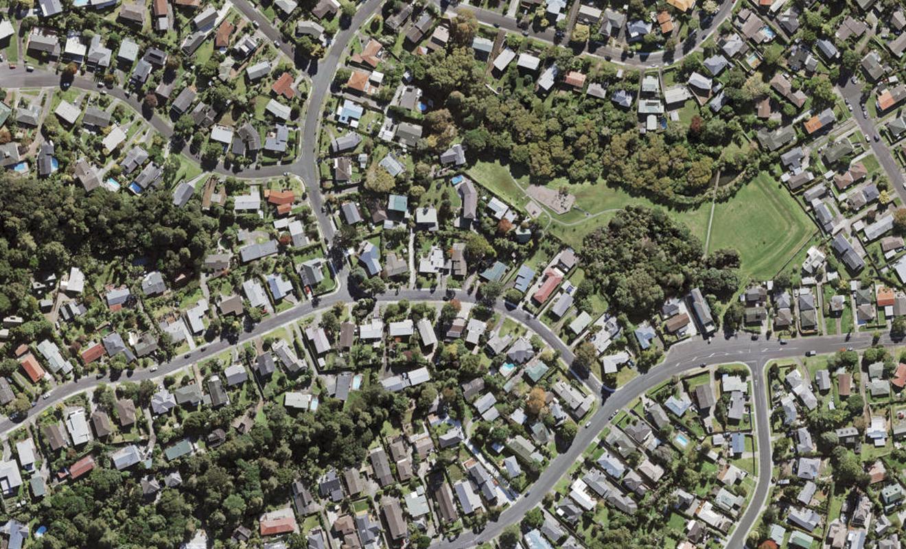 50 McDowell Crescent, Hillcrest, Auckland - Carousel 1