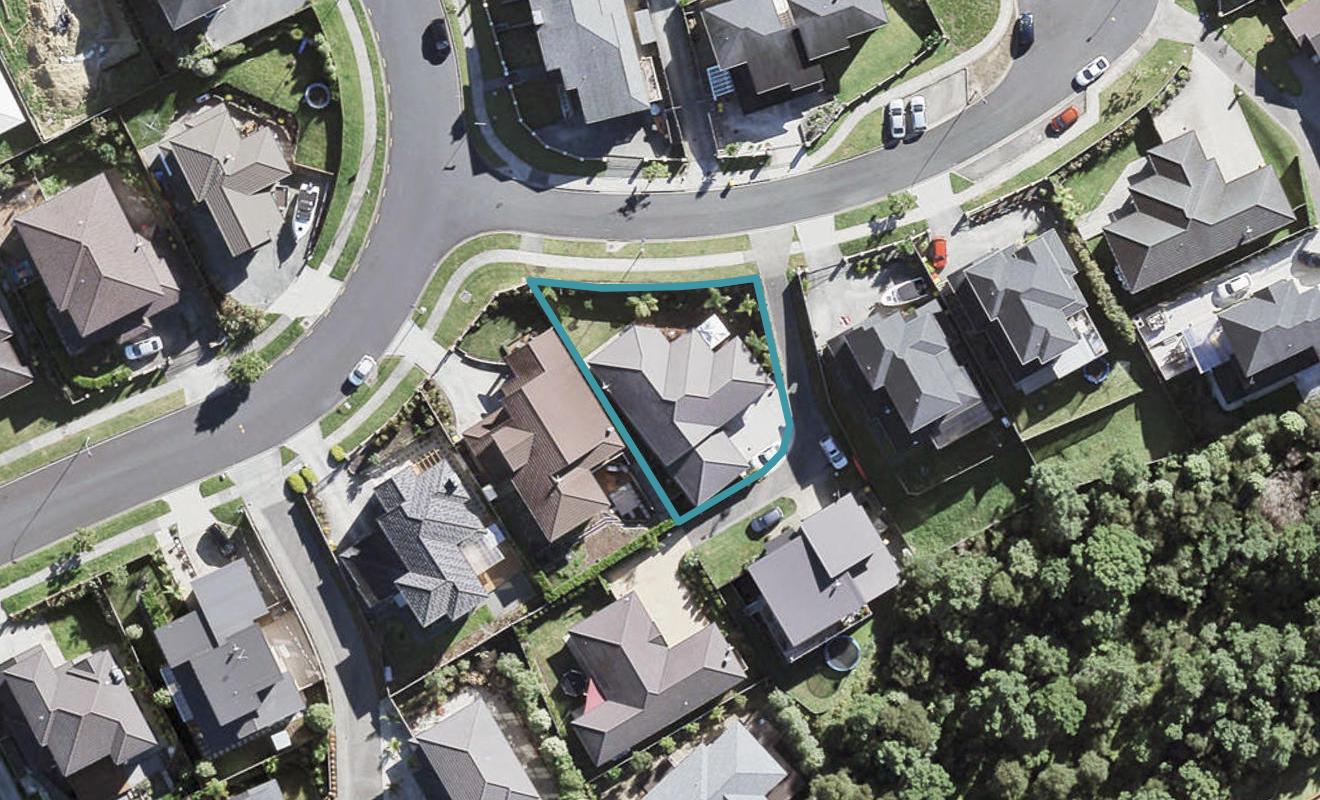 1 Ohau Court, Fairview Heights, Auckland - Carousel 1
