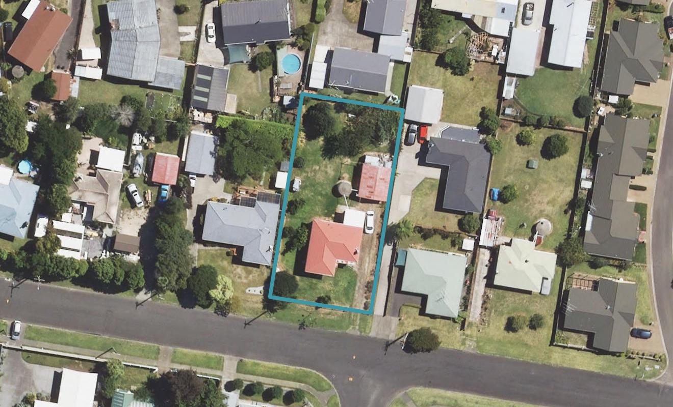 35 Emily Street, Riverdale, Gisborne - Carousel 1