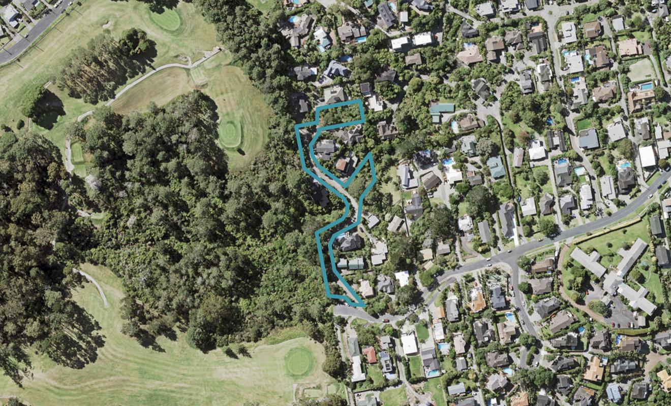 10 Tree Fern Trail, Campbells Bay, Auckland - Carousel 1