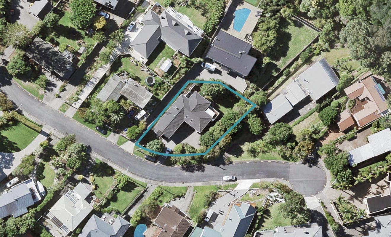 12 Tui Vale Road, Shelly Park, Auckland - Carousel 1