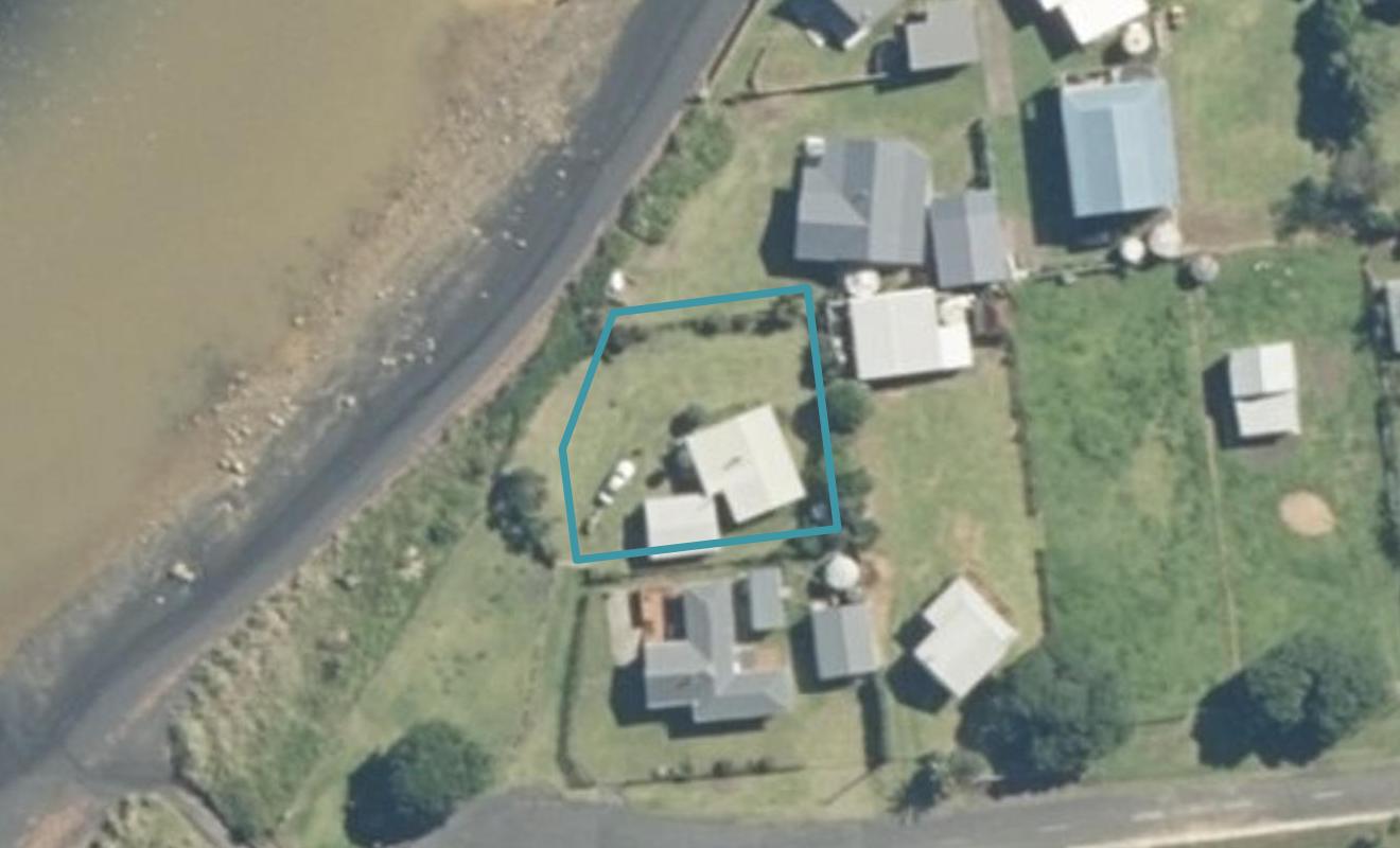 14 Moana Quay, Marokopa, Piopio - Carousel 1