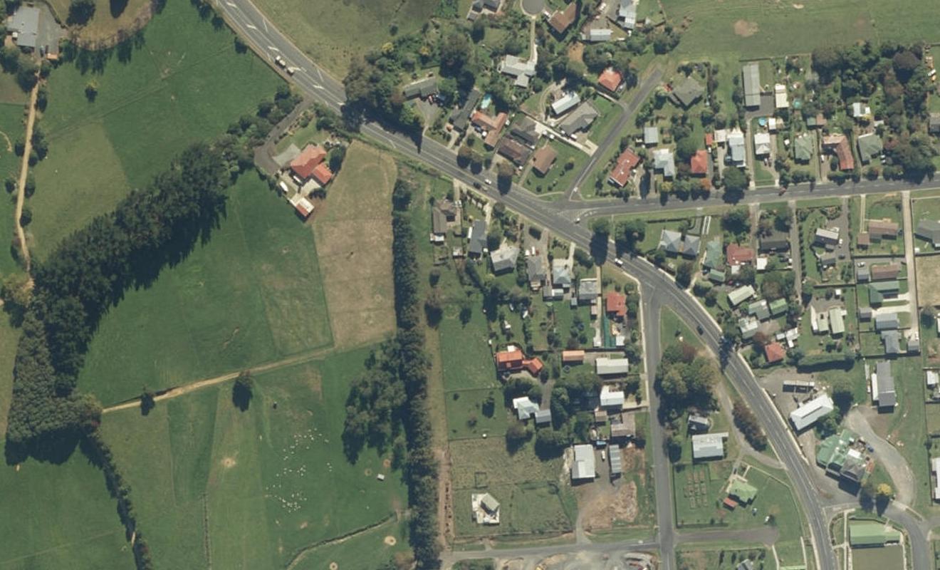 2B Lyon Street, Kihikihi, Te Awamutu - Carousel 1