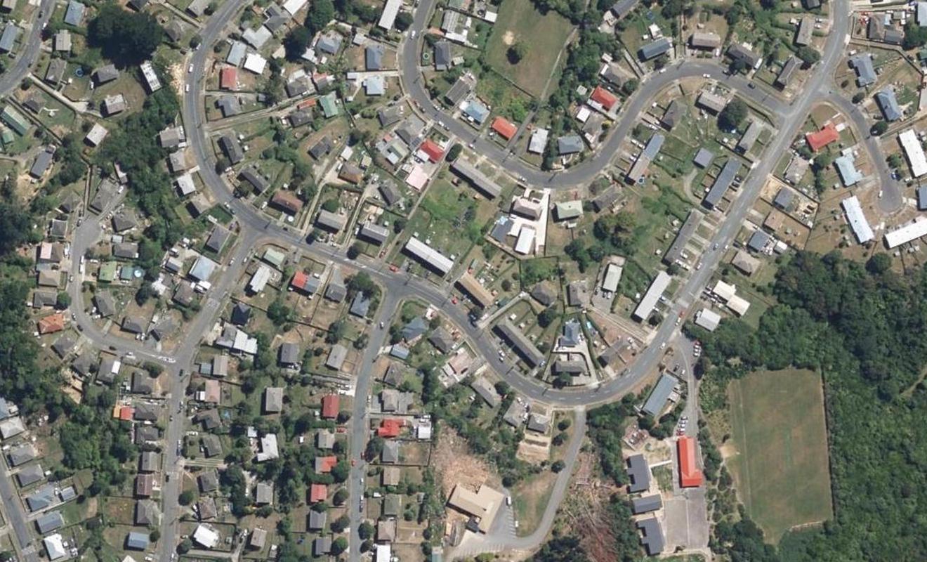 97 Bedford Street, Cannons Creek, Porirua - Carousel 1