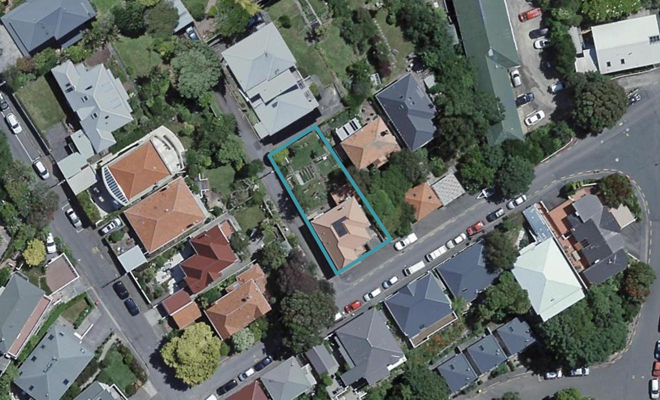 56 Aurora Terrace, Kelburn, Wellington - Carousel 1