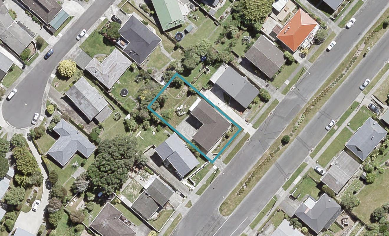 135 Major Drive, Kelson, Lower Hutt - Carousel 1