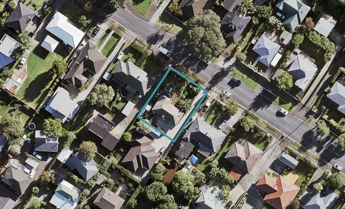 72A Alverston Street, Waterview, Auckland - Carousel 1