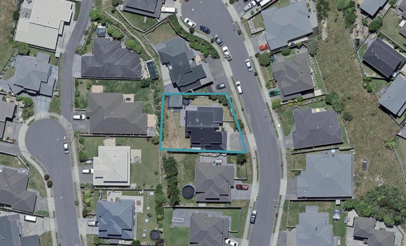 13 Cheetwood Street, Churton Park, Wellington - Carousel 1