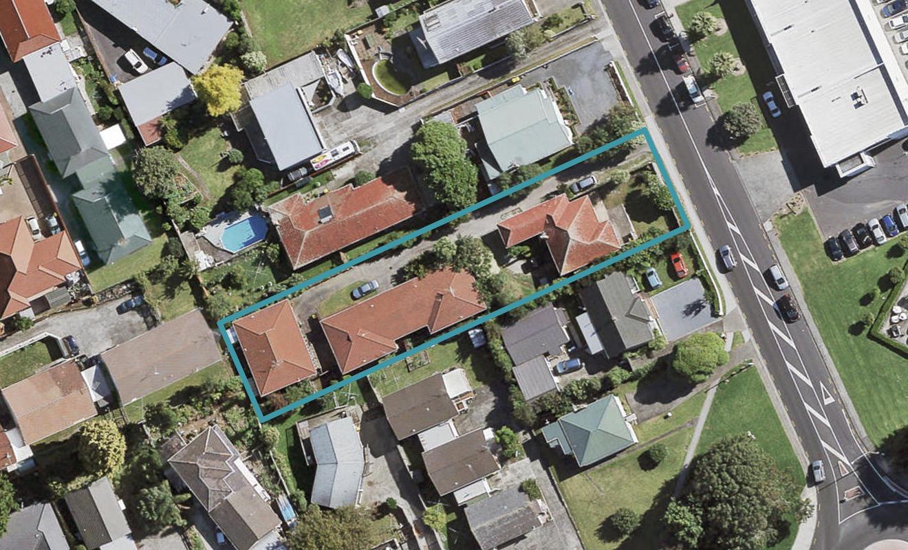 4/13 Selwyn Road, Manurewa, Auckland - Carousel 1
