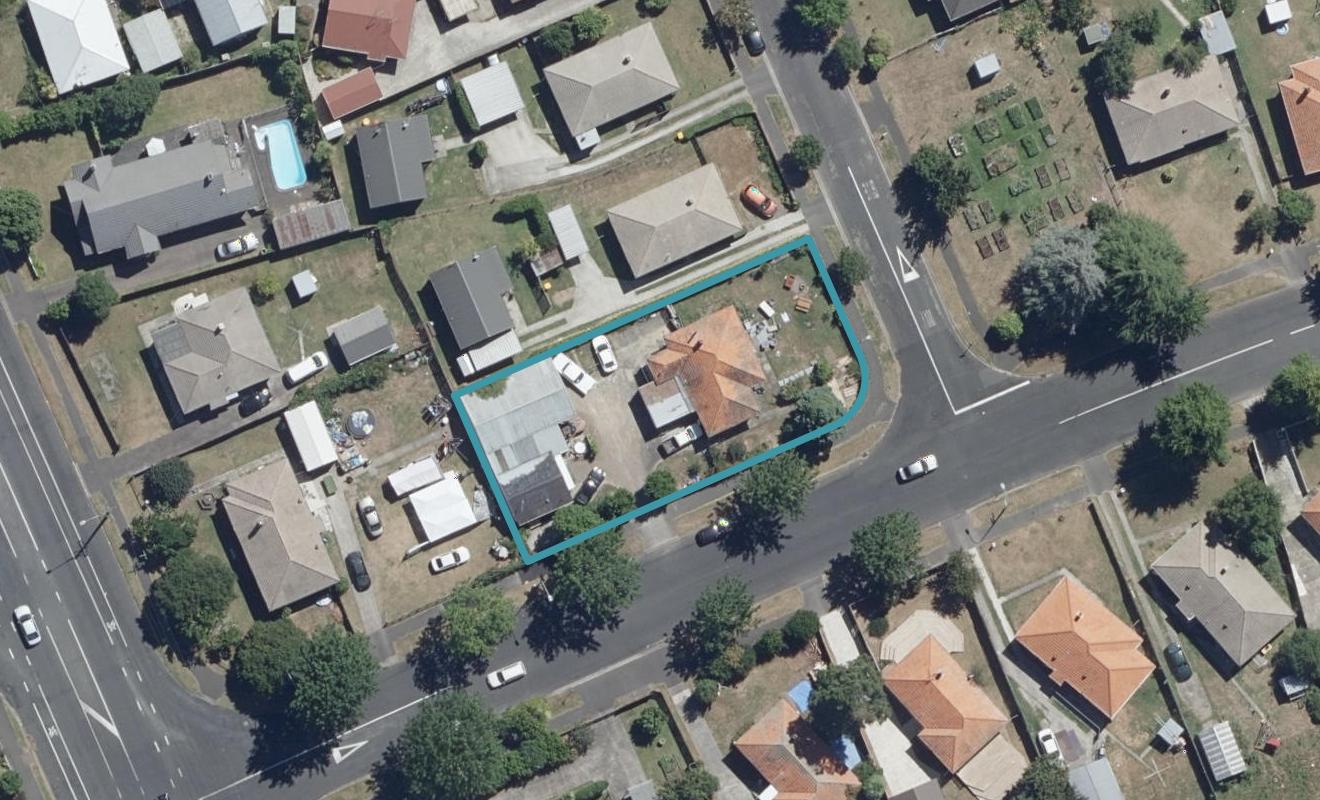1 Ross Crescent, Fairfield, Hamilton - Carousel 1