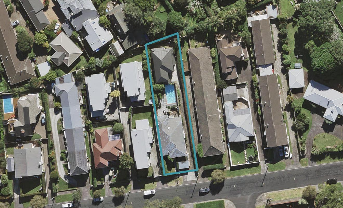 16A Tawa Road, Onehunga, Auckland - Carousel 1