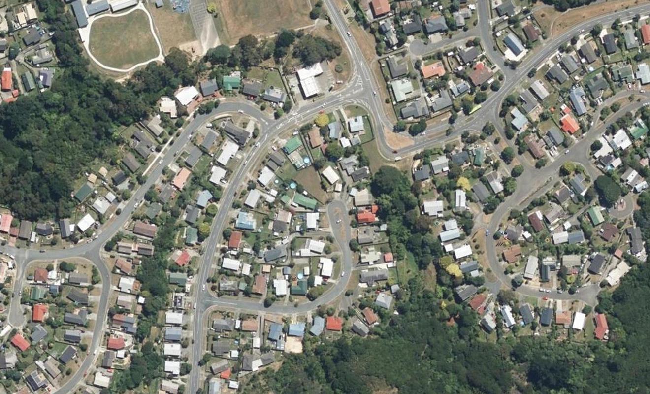 21 Transom Close, Whitby, Porirua - Carousel 1