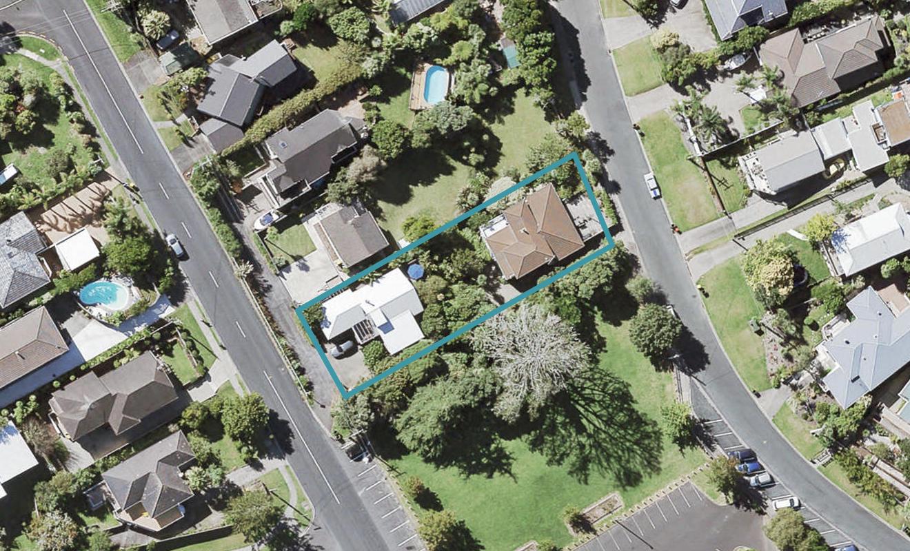 2/41 Lyons Avenue, Murrays Bay, Auckland - Carousel 1