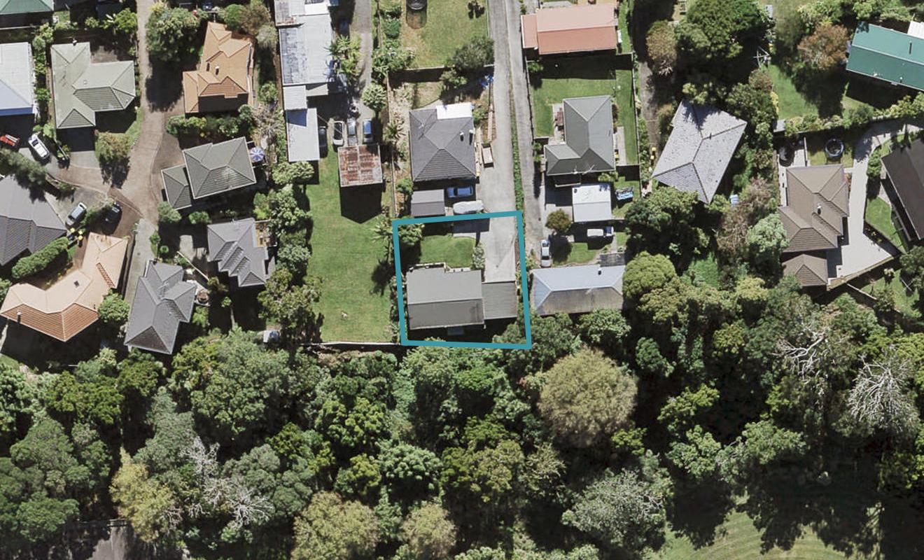 25A Tirimoana Road, Te Atatu South, Auckland - Carousel 1