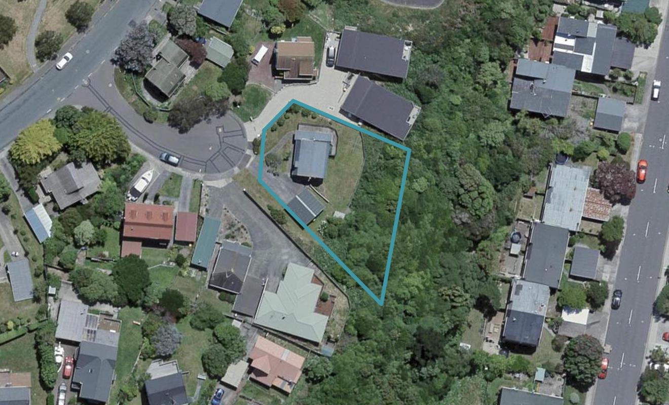 5 Trilids Lane, Churton Park, Wellington - Carousel 1