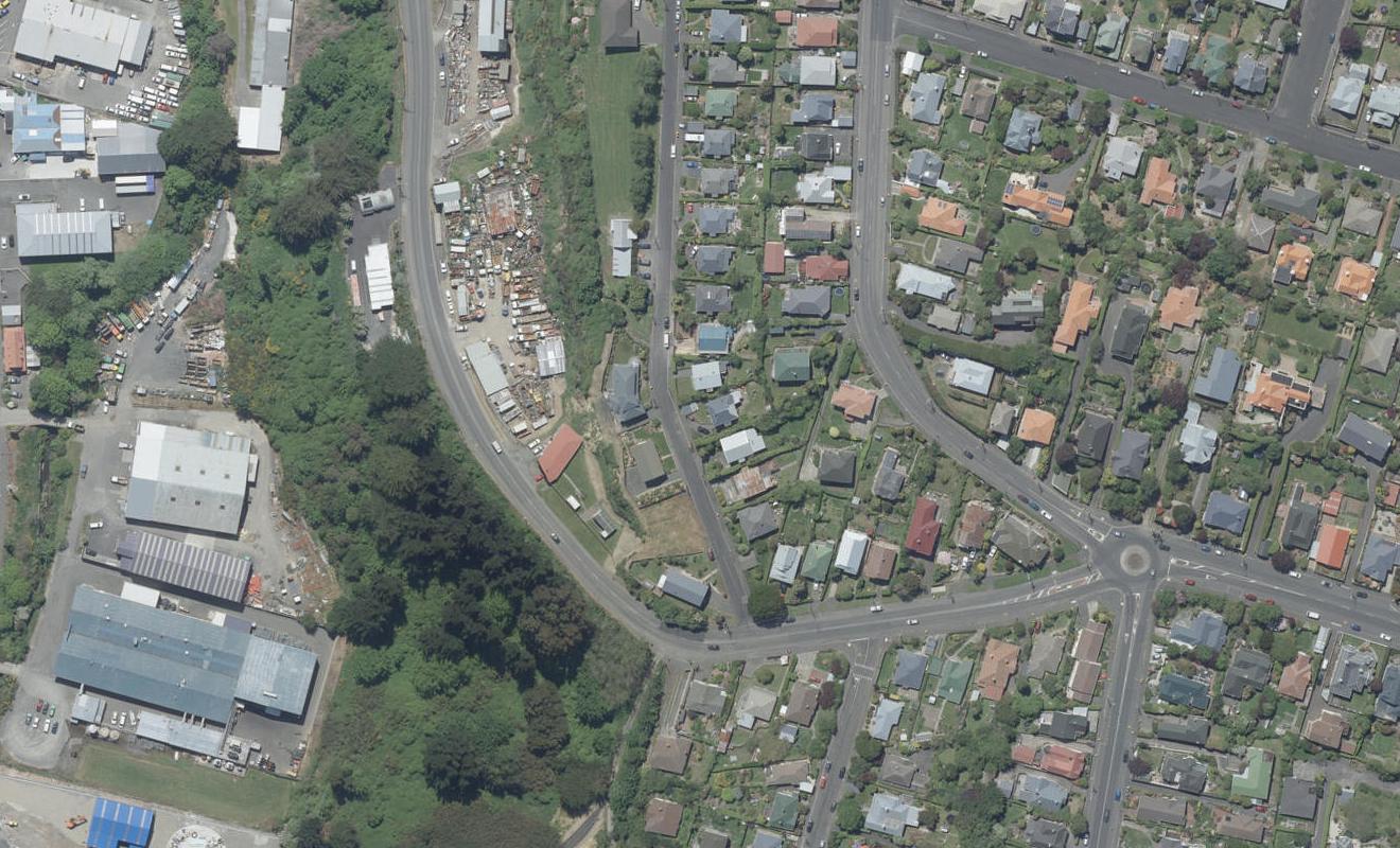 10 Pitcairn Street, Belleknowes, Dunedin - Carousel 1