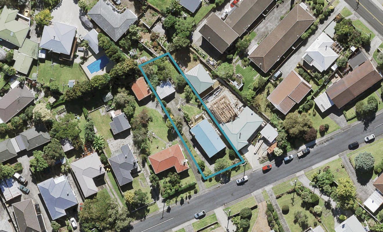 58 Vera Road, Te Atatu South, Auckland - Carousel 1