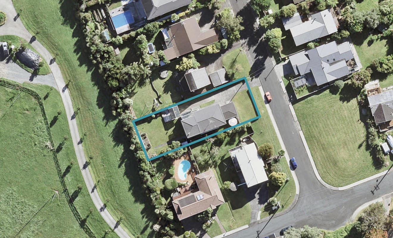 4 Valerie Crescent, Albany - Carousel 1
