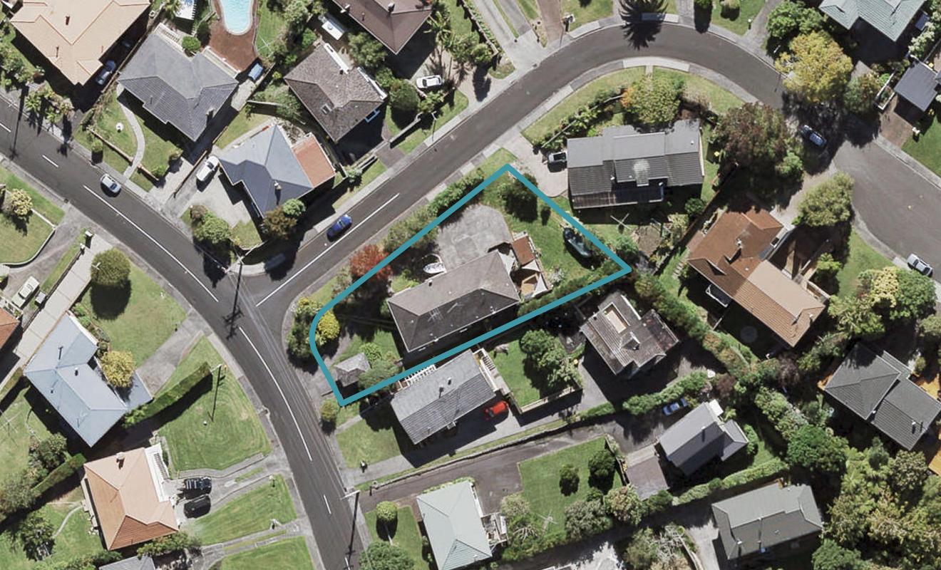 2/65 Jaemont Avenue, Te Atatu South, Auckland - Carousel 1