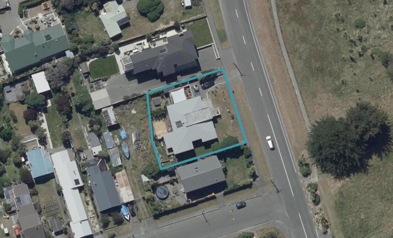303 Marine Parade, New Brighton, Christchurch - Carousel 1