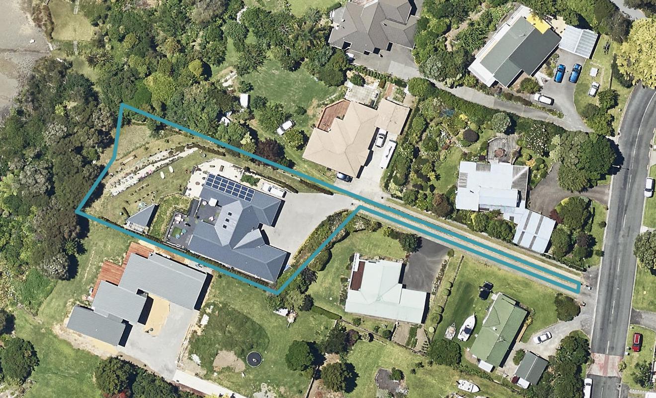 253 Tanners Point Road, Tanners Point, Katikati - Carousel 1