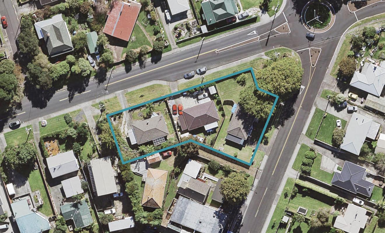 1/90 Salisbury Road, Birkdale, Auckland - Carousel 1