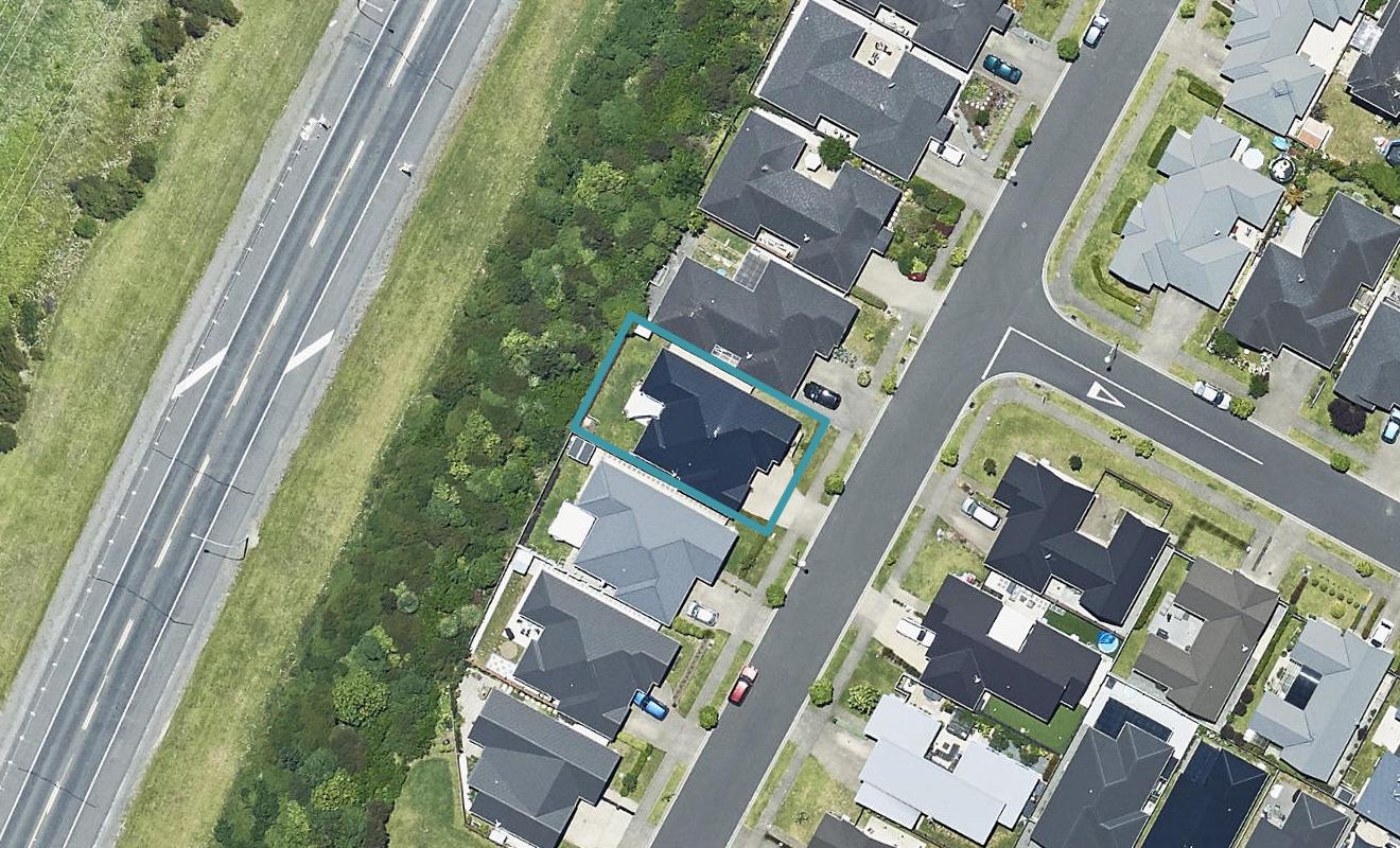 121 Landing Drive, Pyes Pa, Tauranga - Carousel 1