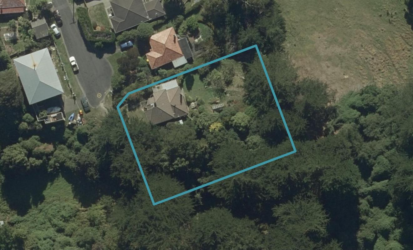 23 Roebuck Rise, Broad Bay, Dunedin - Carousel 1