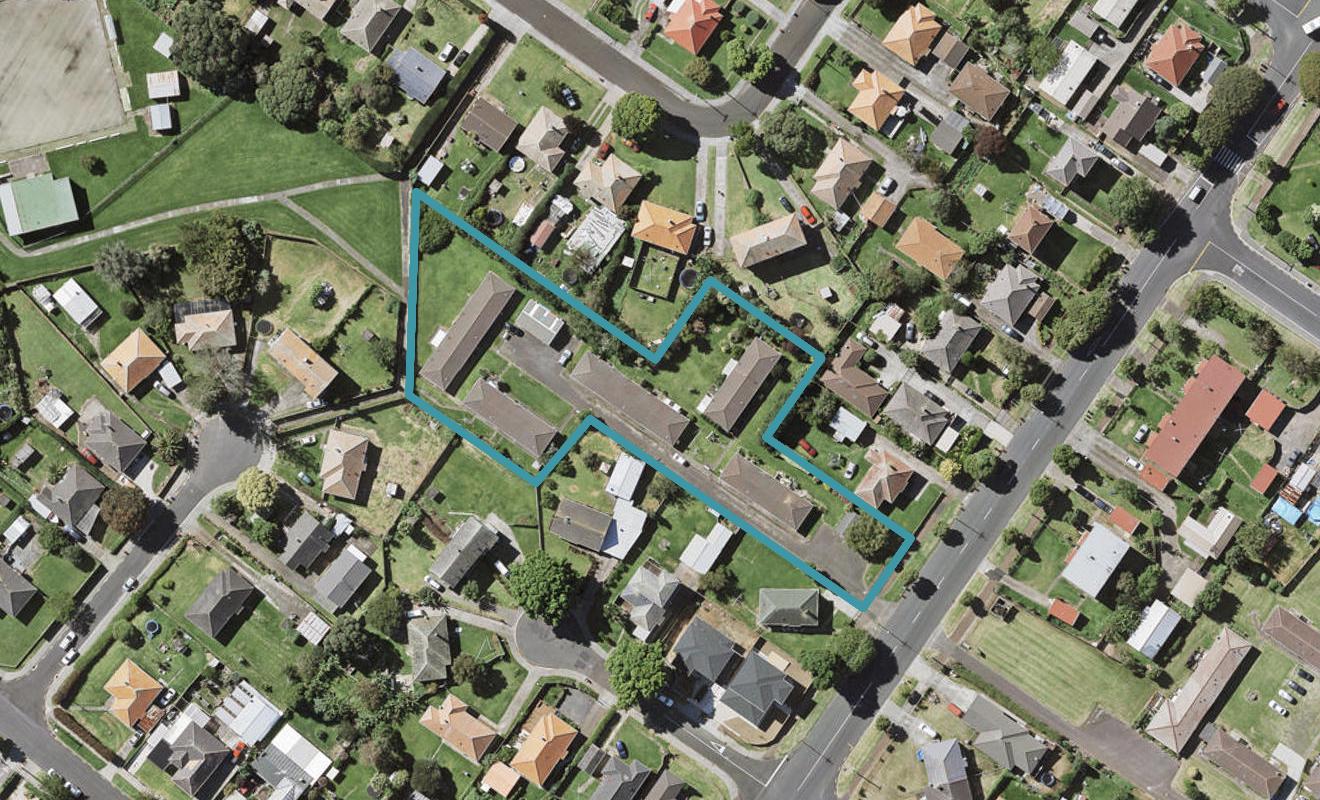 14/19 Tripoli Road, Panmure, Auckland - Carousel 1