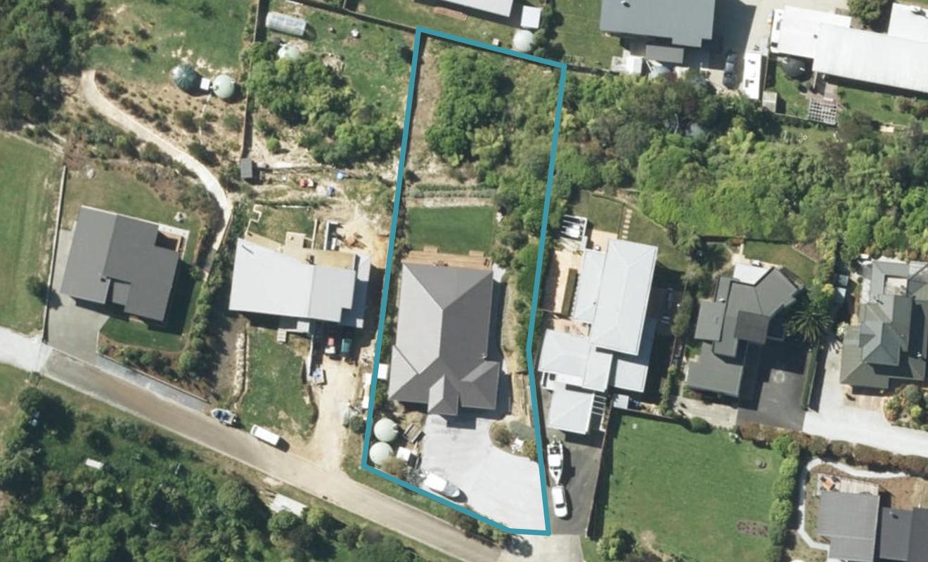 12 Sandridge Terrace, Takaka - Carousel 1